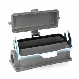 Opbouwmontage onderaan gesloten behuizingen 24B